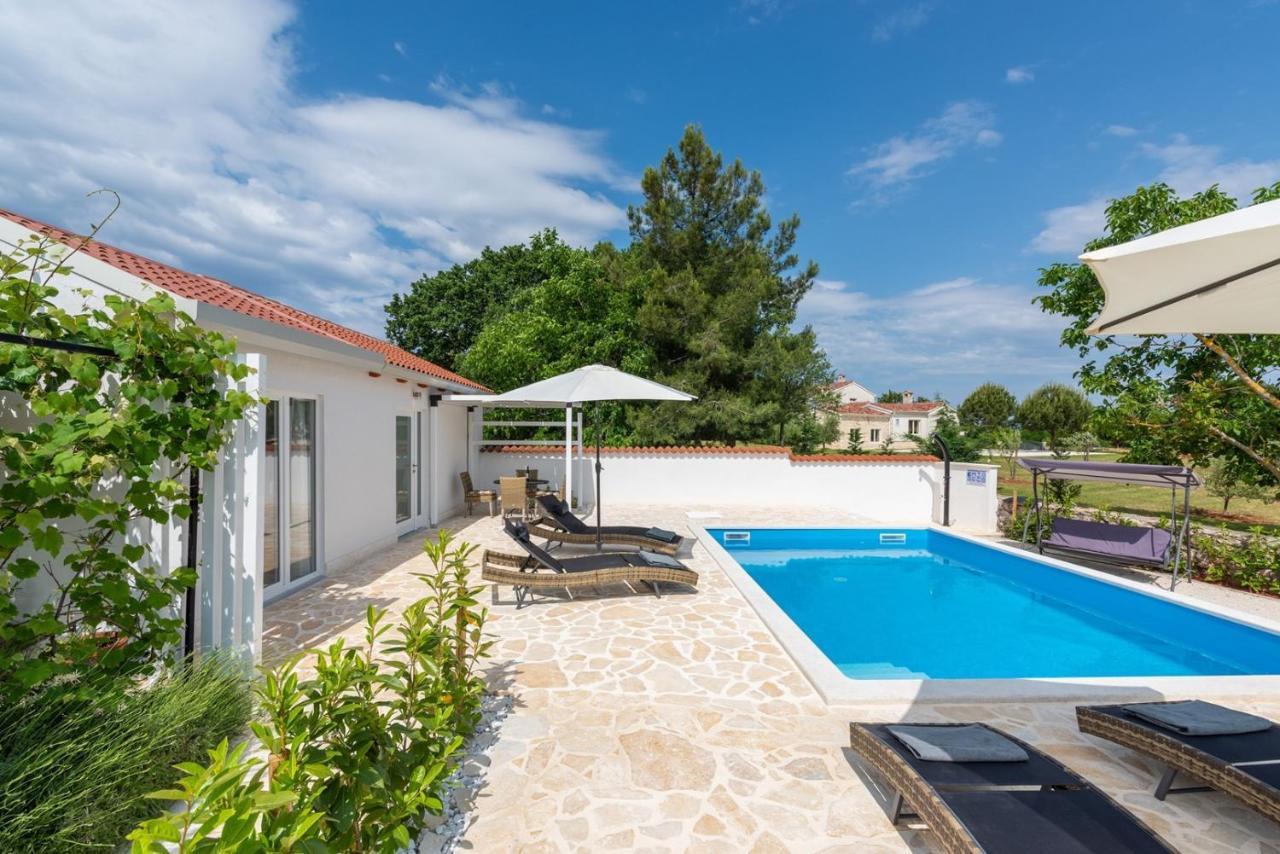 Casa Cosini With Private Pool Dovolenkový dom Porec
